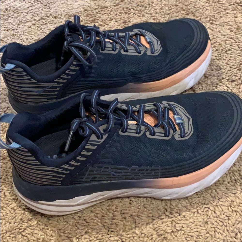 Hoka Bondi 6 women’s wide